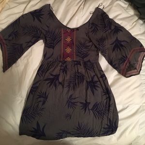 Foxy embroidered palm print dress